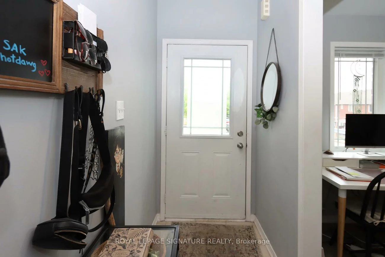 175, Stanley, East Bayfield, Barrie