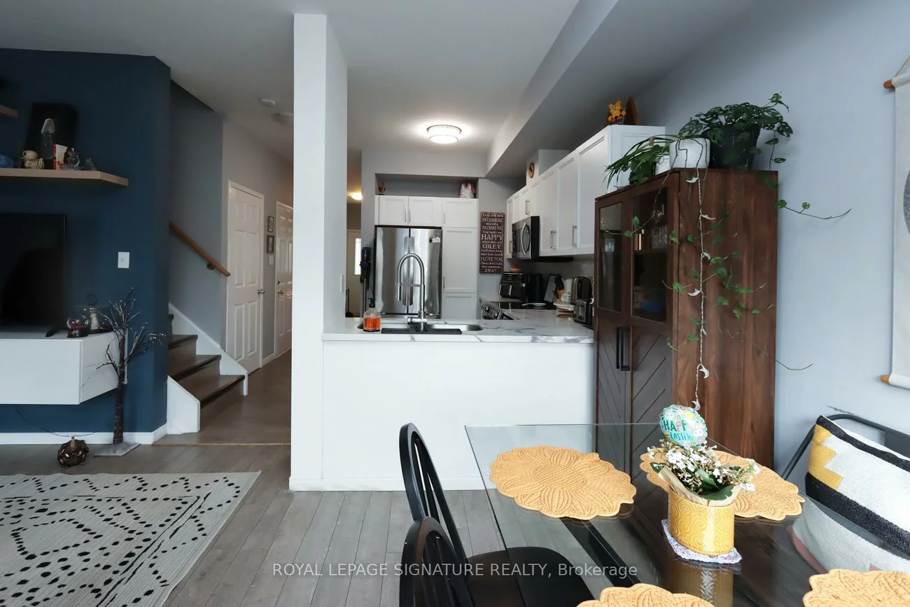 175, Stanley, East Bayfield, Barrie