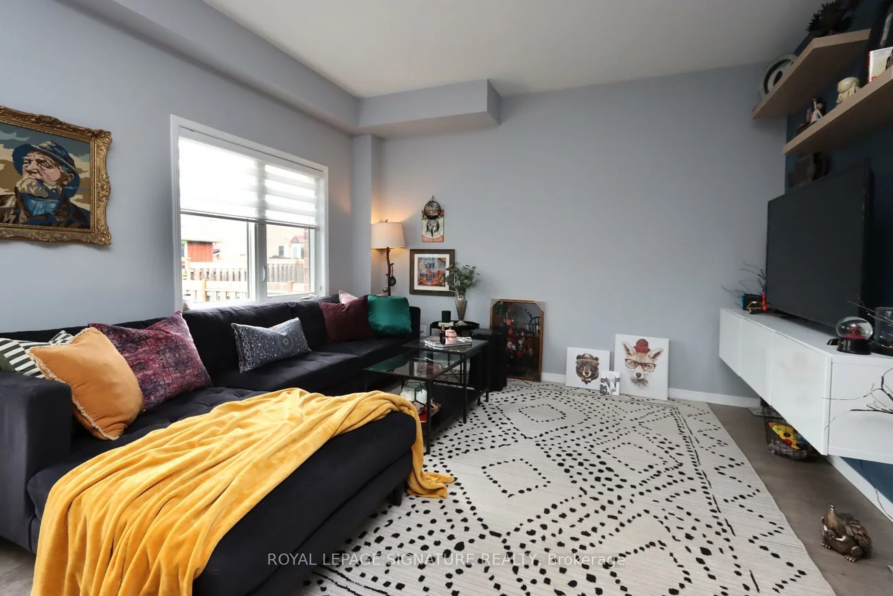 175, Stanley, East Bayfield, Barrie