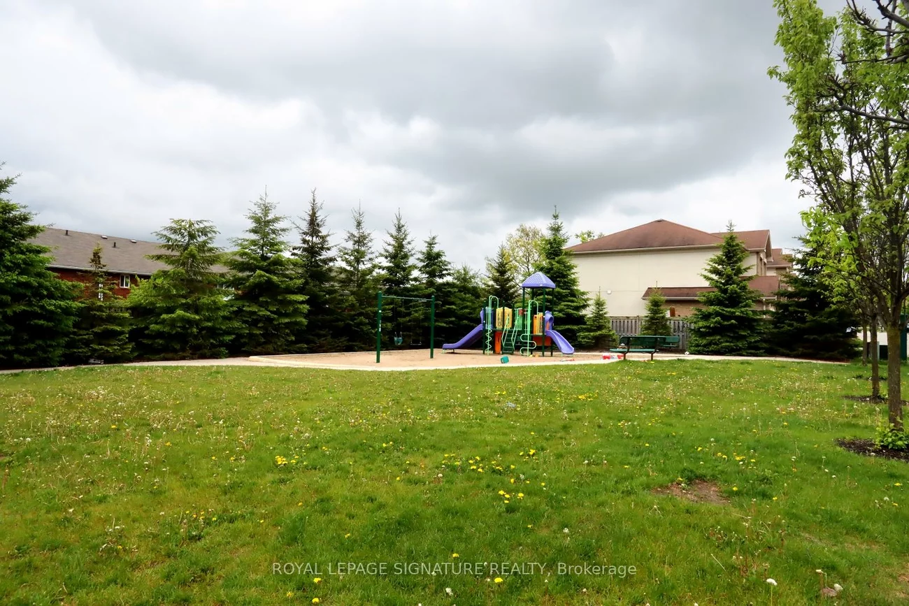 175, Stanley, East Bayfield, Barrie