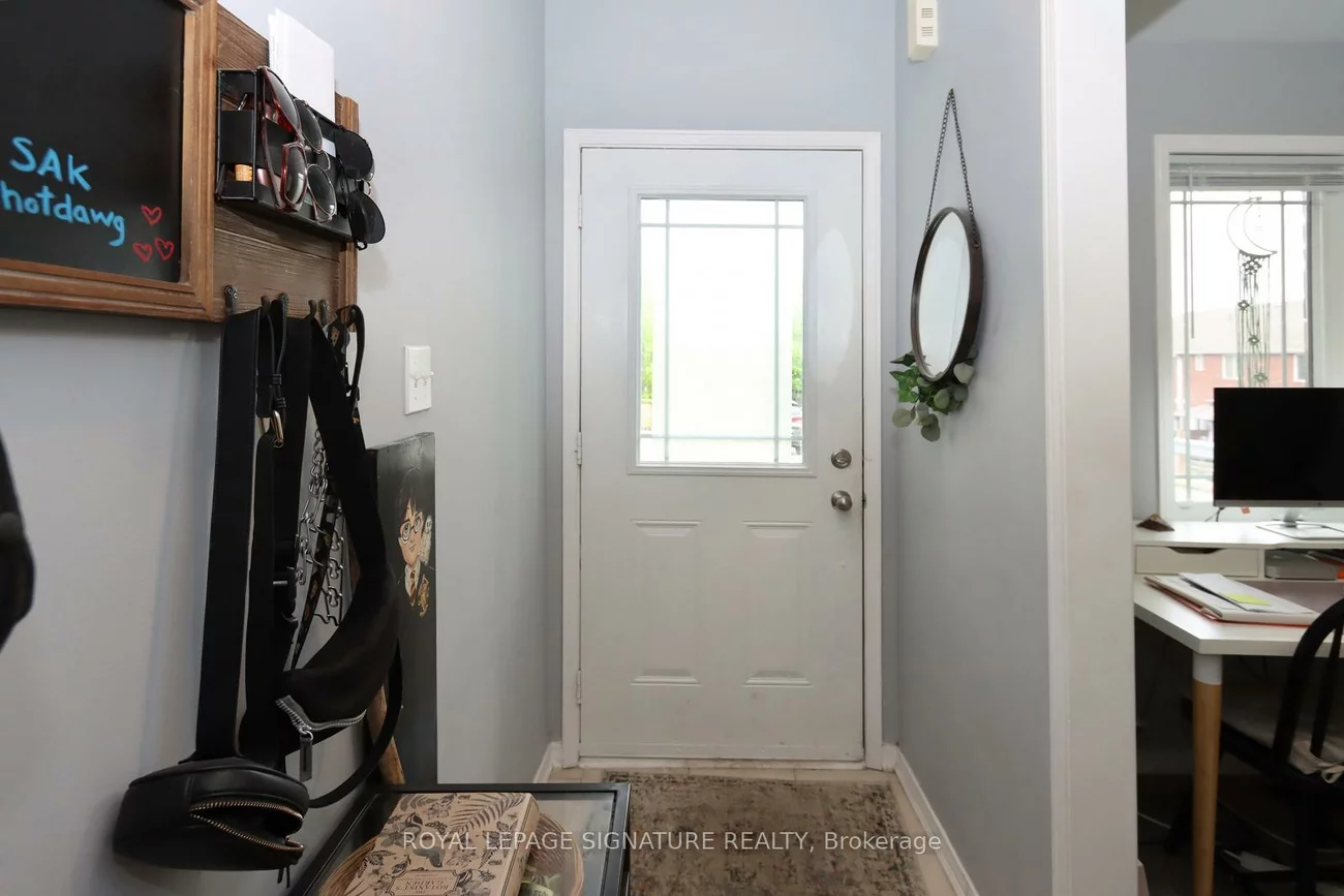 175, Stanley, East Bayfield, Barrie