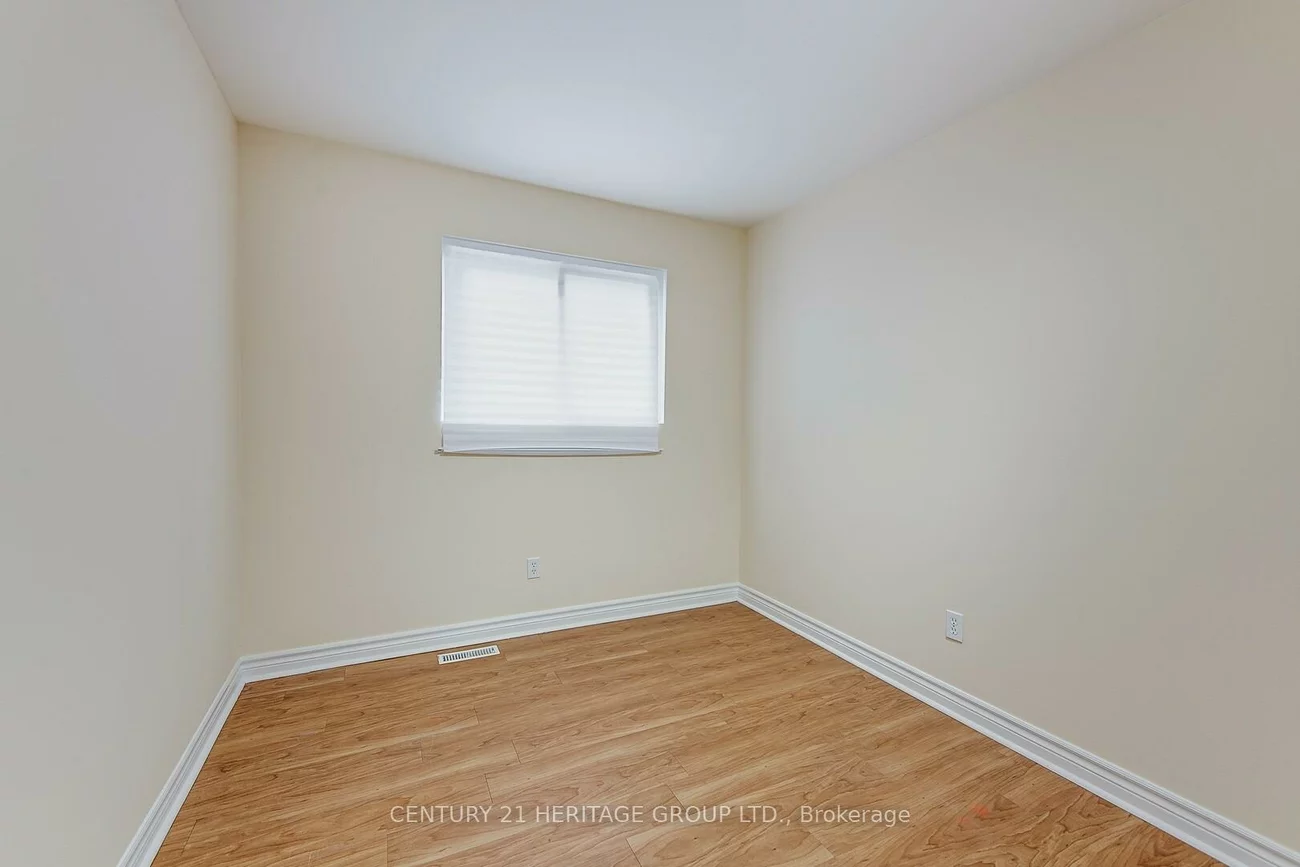 20, Frost, Letitia Heights, Barrie
