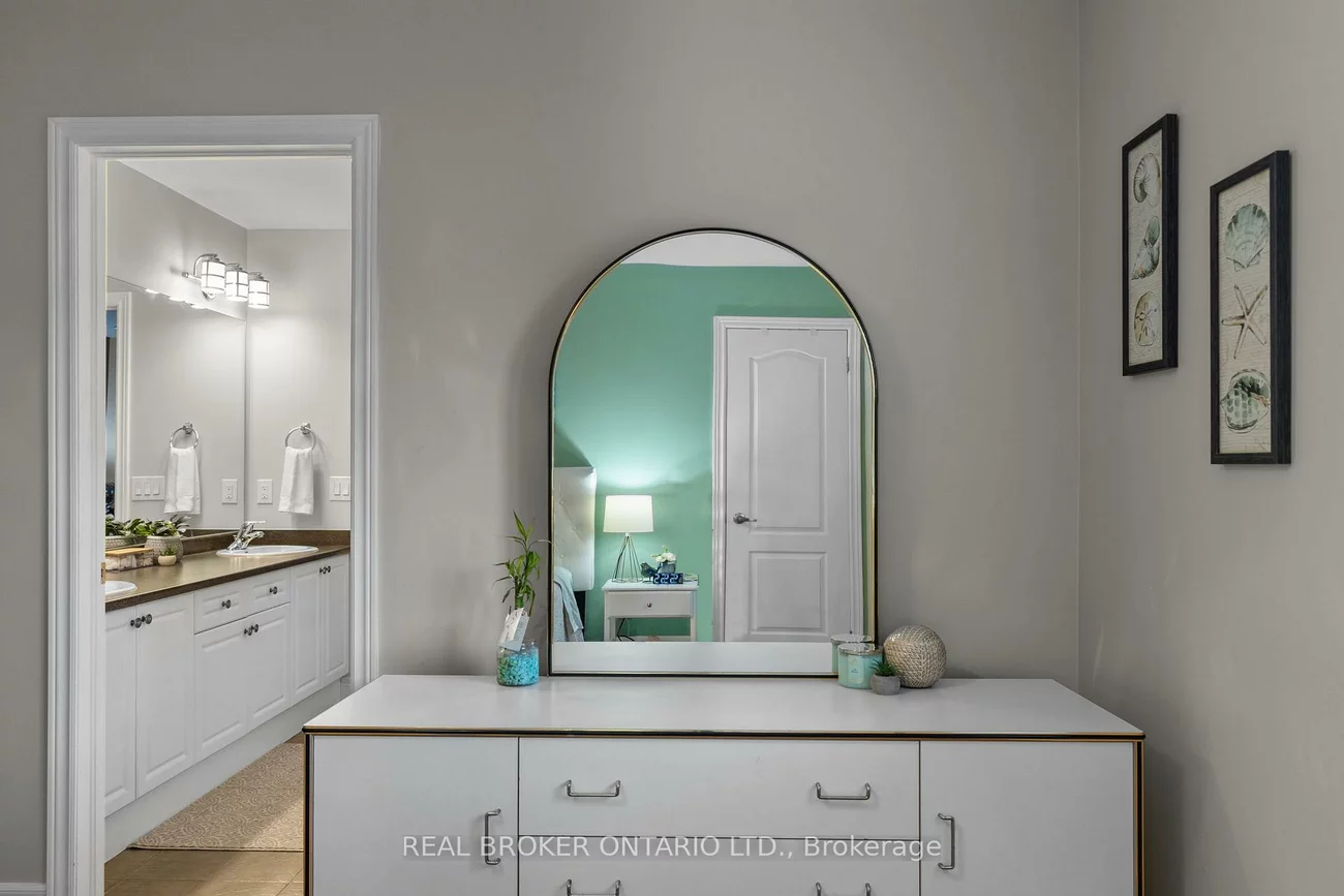 33, Royal Park, Bayshore, Barrie
