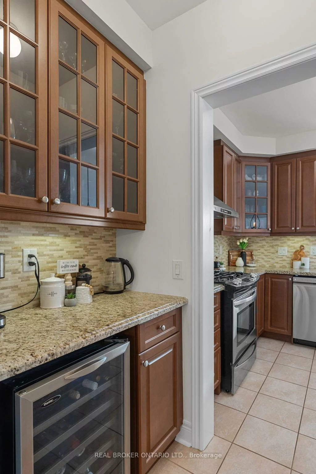 33, Royal Park, Bayshore, Barrie