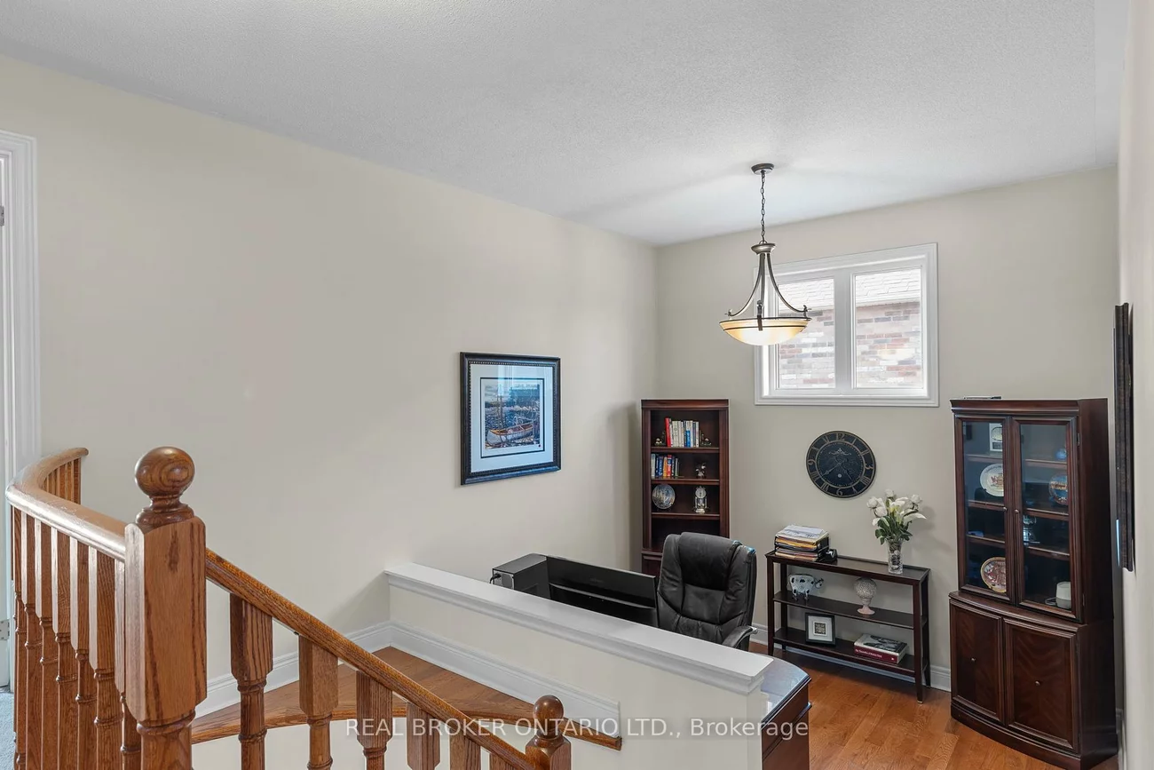 33, Royal Park, Bayshore, Barrie