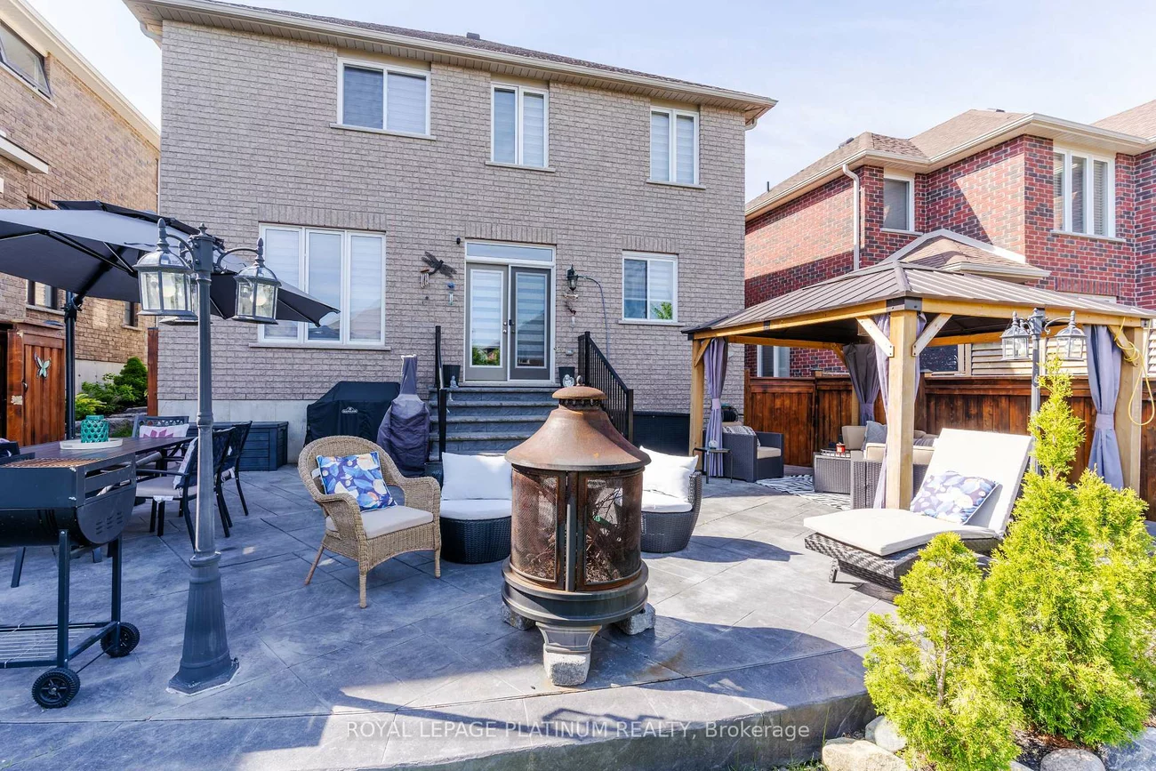 52, Jewel House, Innis-Shore, Barrie