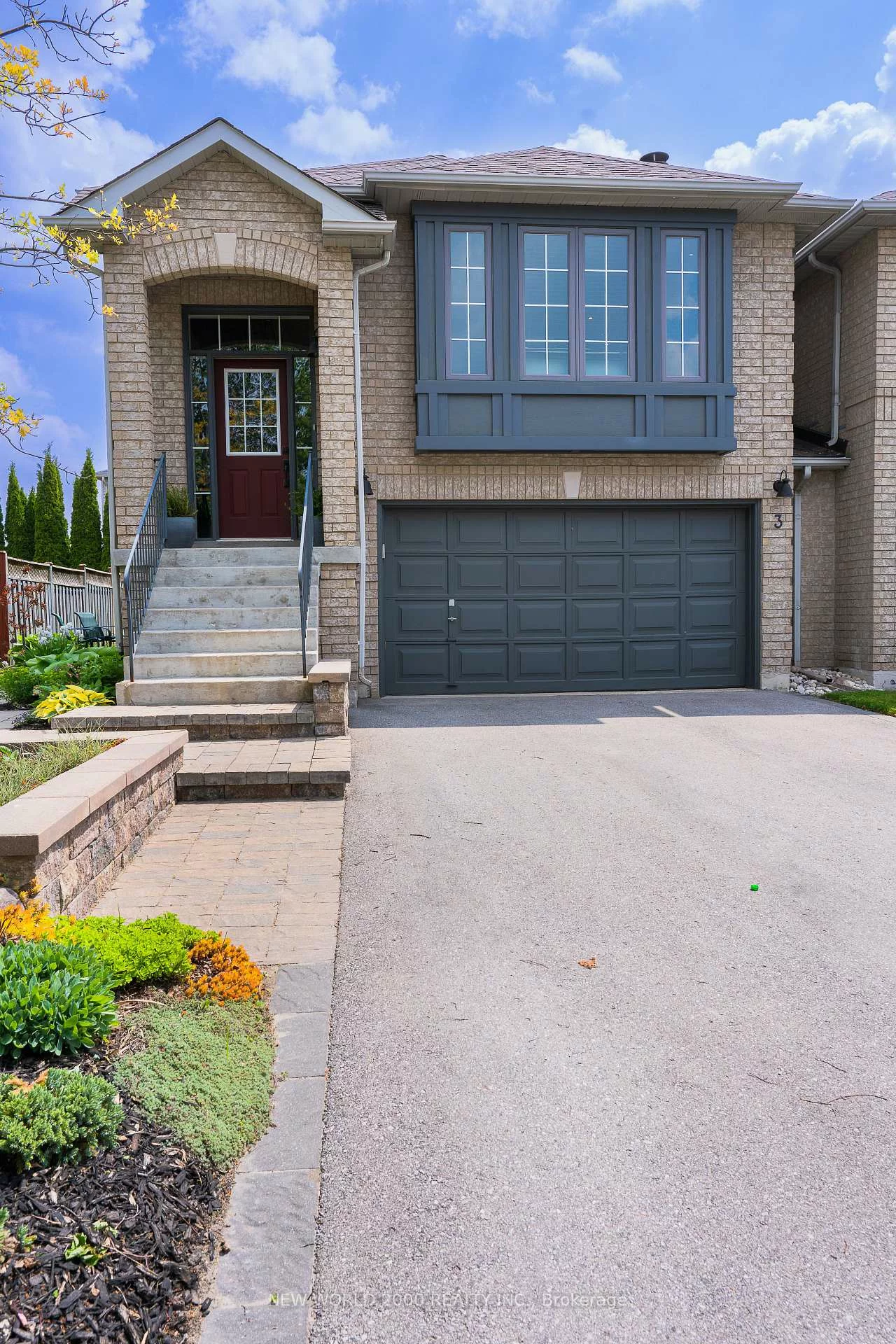 3, Rundle, Holly, Barrie
