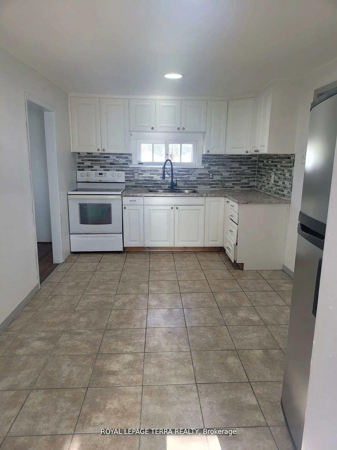 328, Little, Painswick North, Barrie