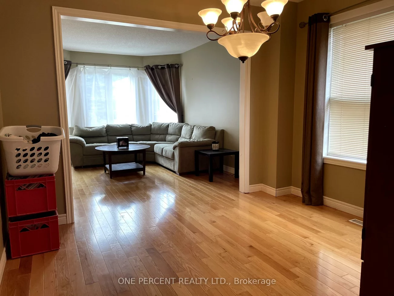 23, Nightingale, Painswick South, Barrie