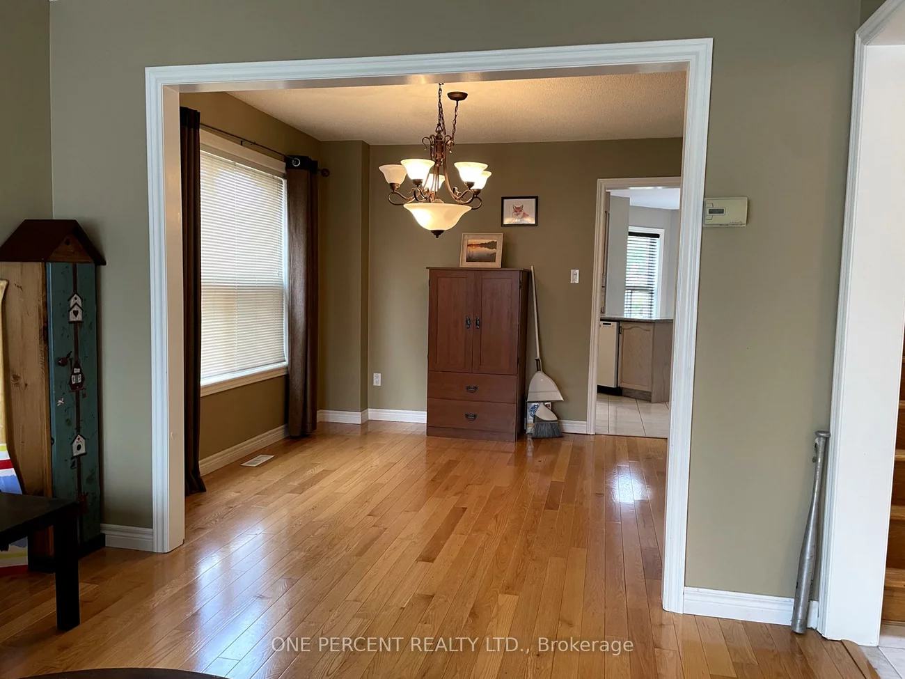 23, Nightingale, Painswick South, Barrie