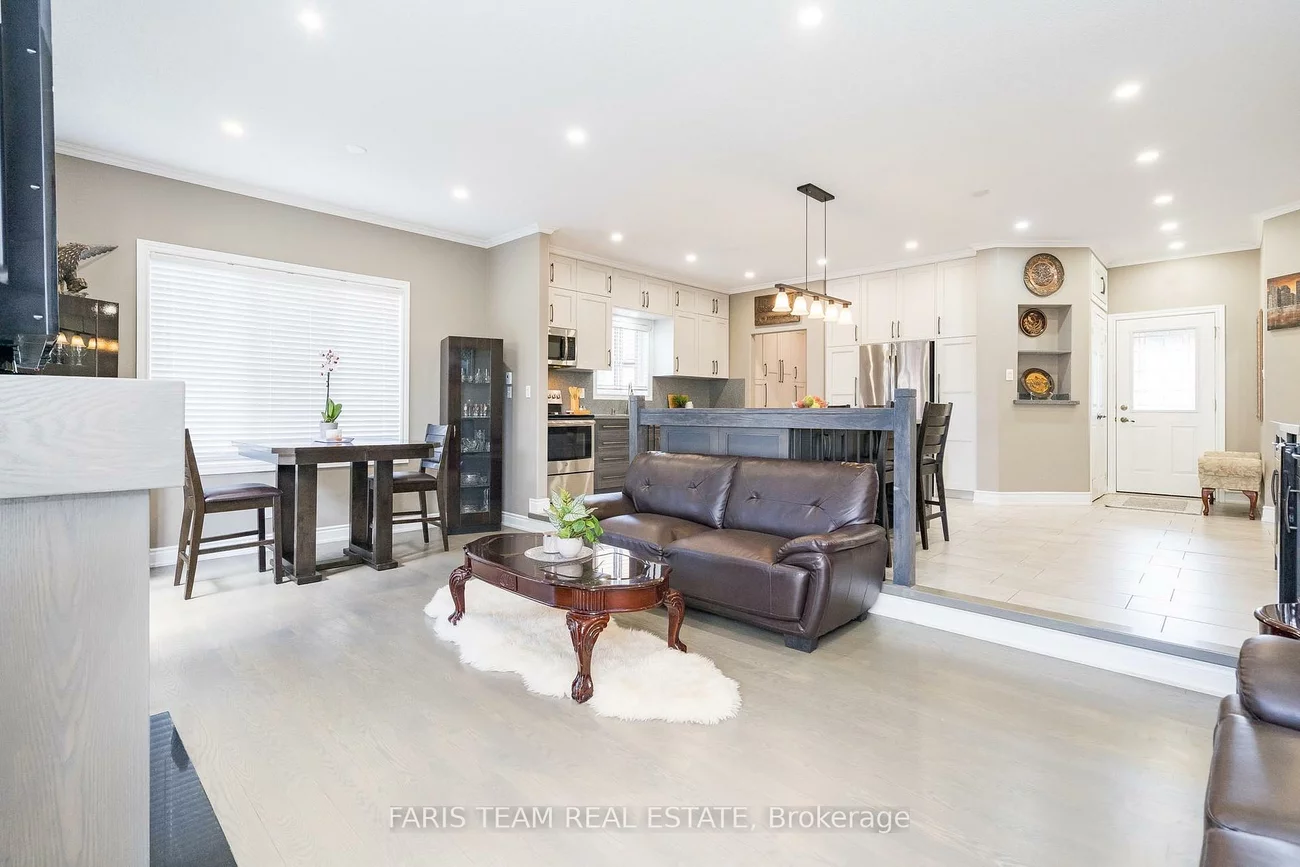 46, Kell, Bayshore, Barrie