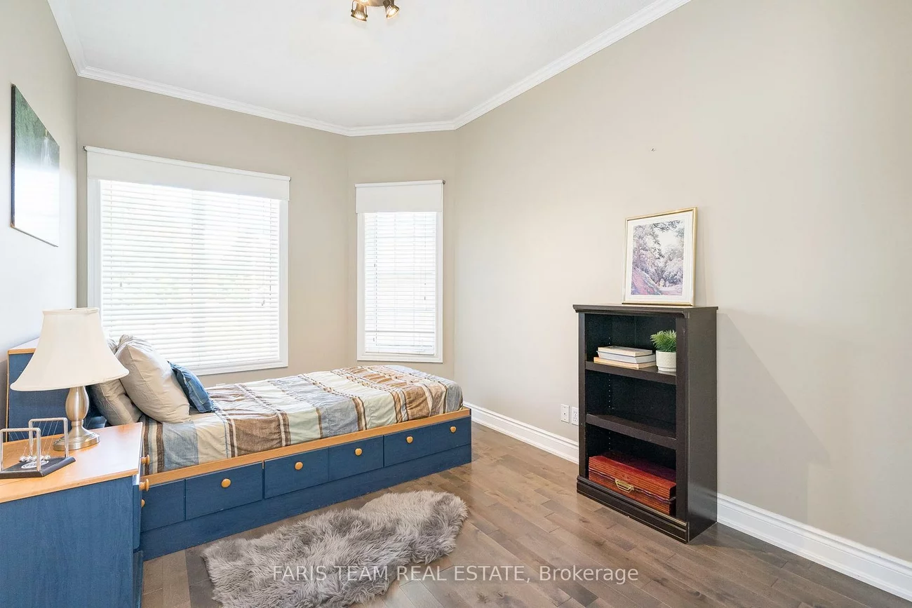 46, Kell, Bayshore, Barrie