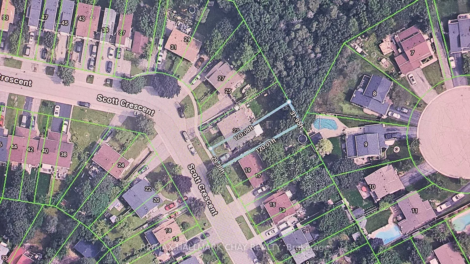 21, Scott, Letitia Heights, Barrie