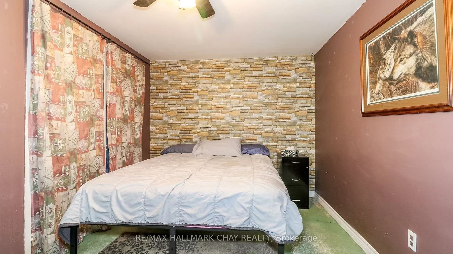 21, Scott, Letitia Heights, Barrie