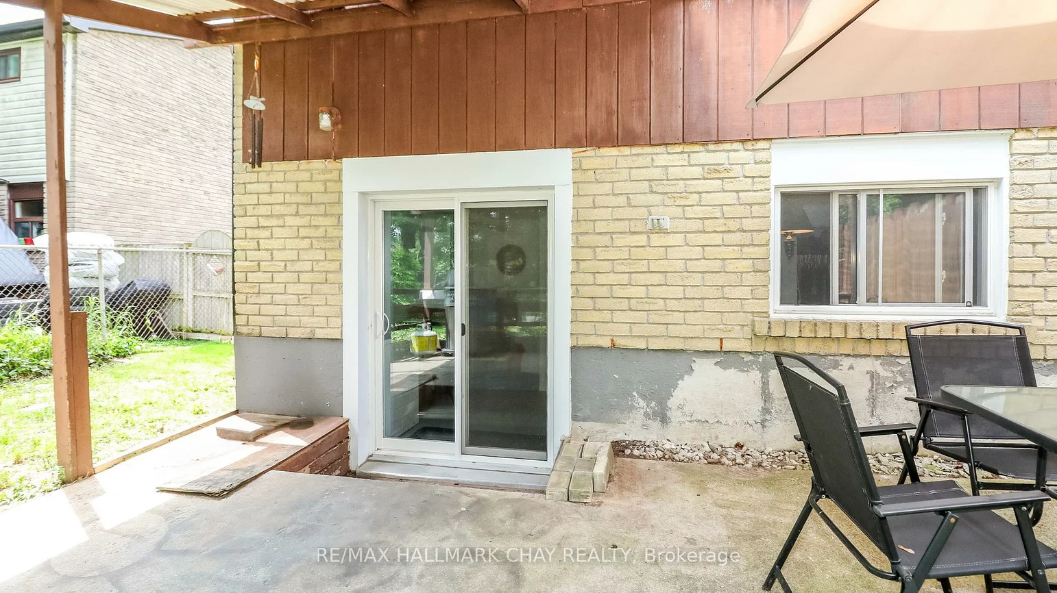 21, Scott, Letitia Heights, Barrie