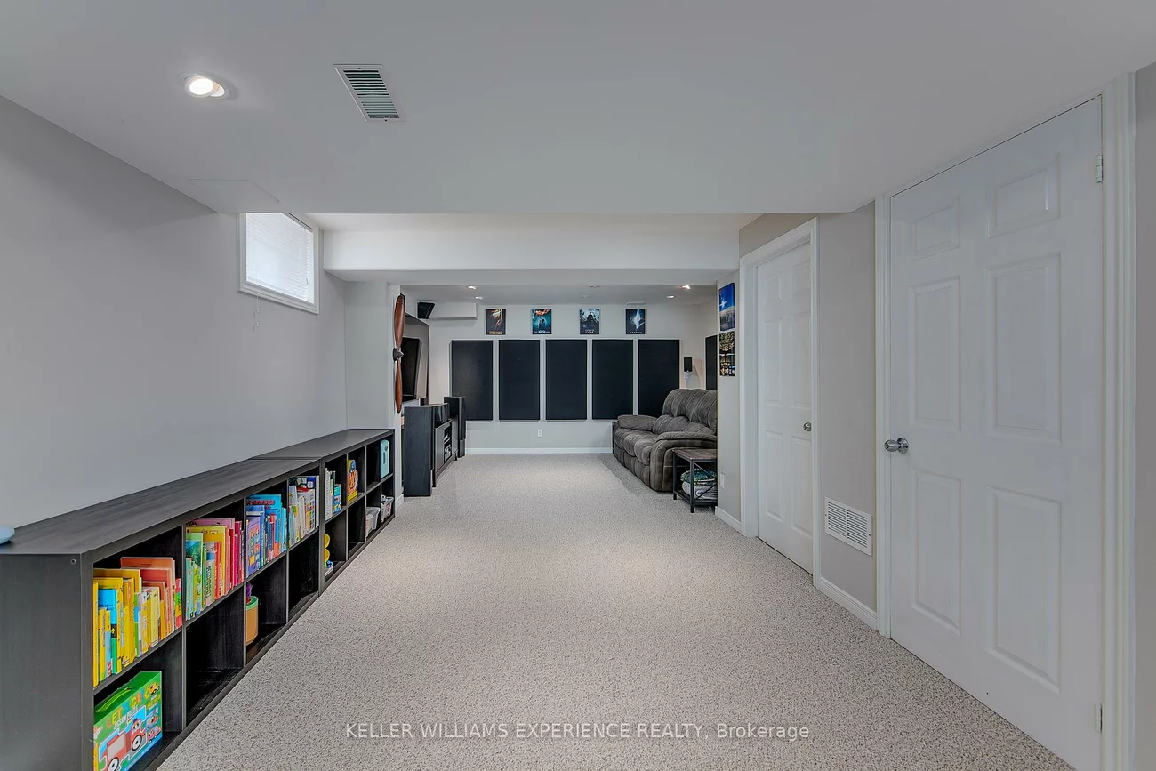 6, Balmoral, Innis-Shore, Barrie
