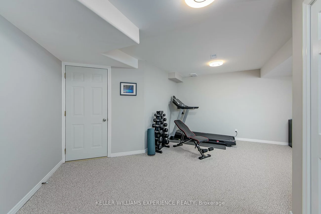 6, Balmoral, Innis-Shore, Barrie