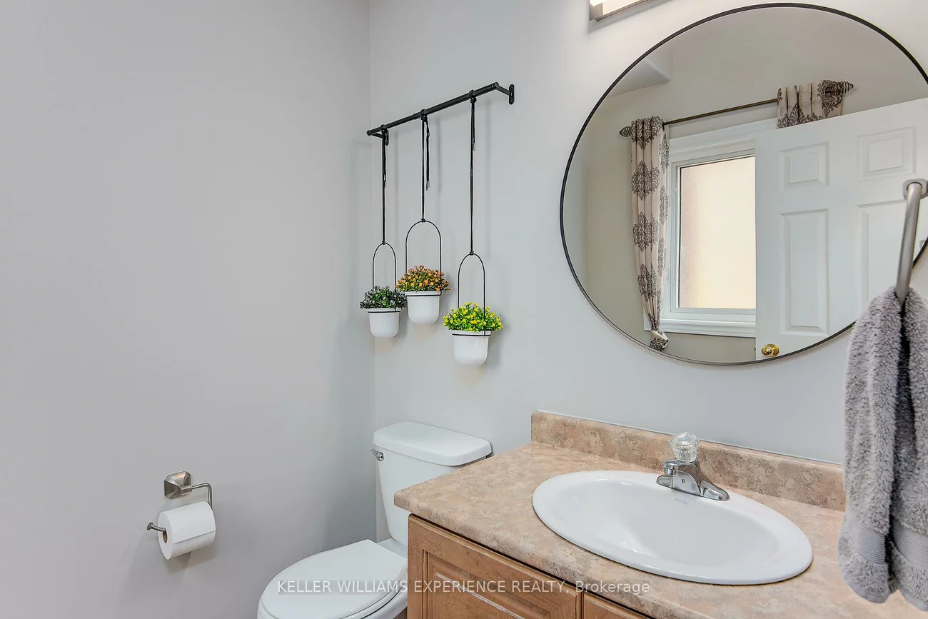 6, Balmoral, Innis-Shore, Barrie