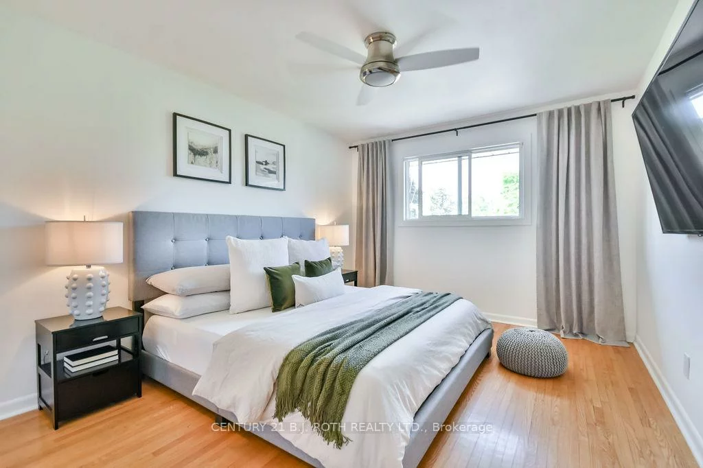 58, Marion, Wellington, Barrie