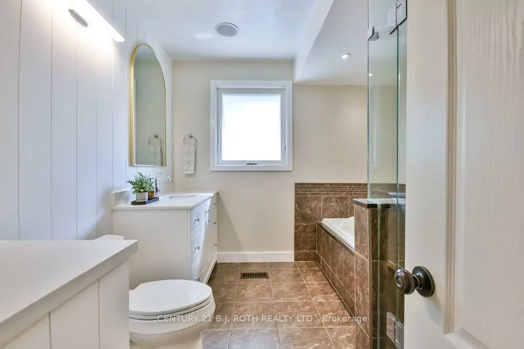 58, Marion, Wellington, Barrie
