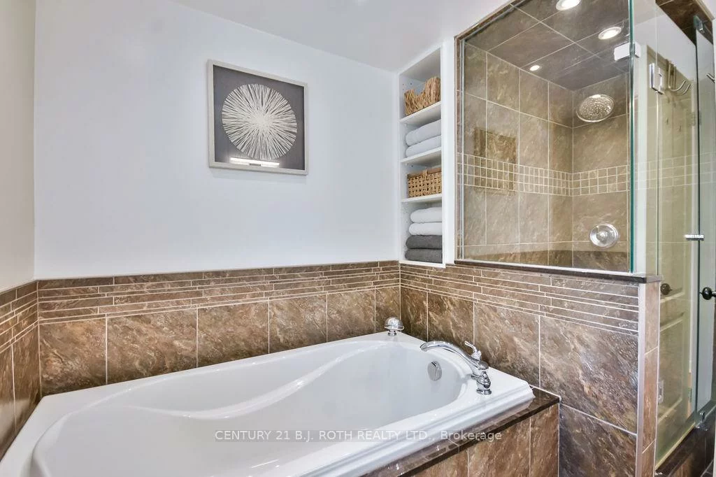 58, Marion, Wellington, Barrie