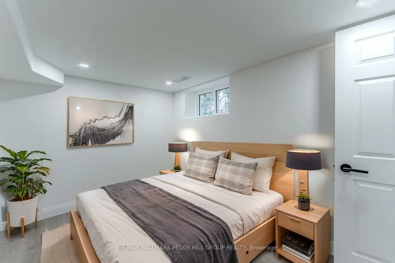 425, Codrington, Codrington, Barrie