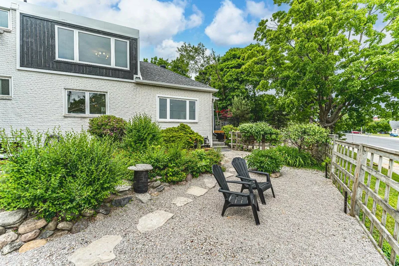 425, Codrington, Codrington, Barrie