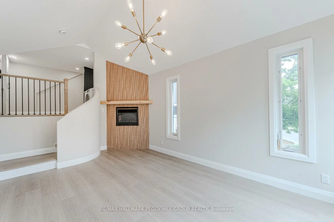 425, Codrington, Codrington, Barrie