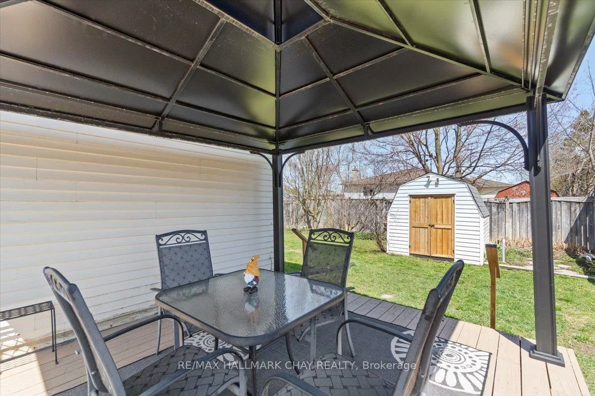 13, Ford, West Bayfield, Barrie