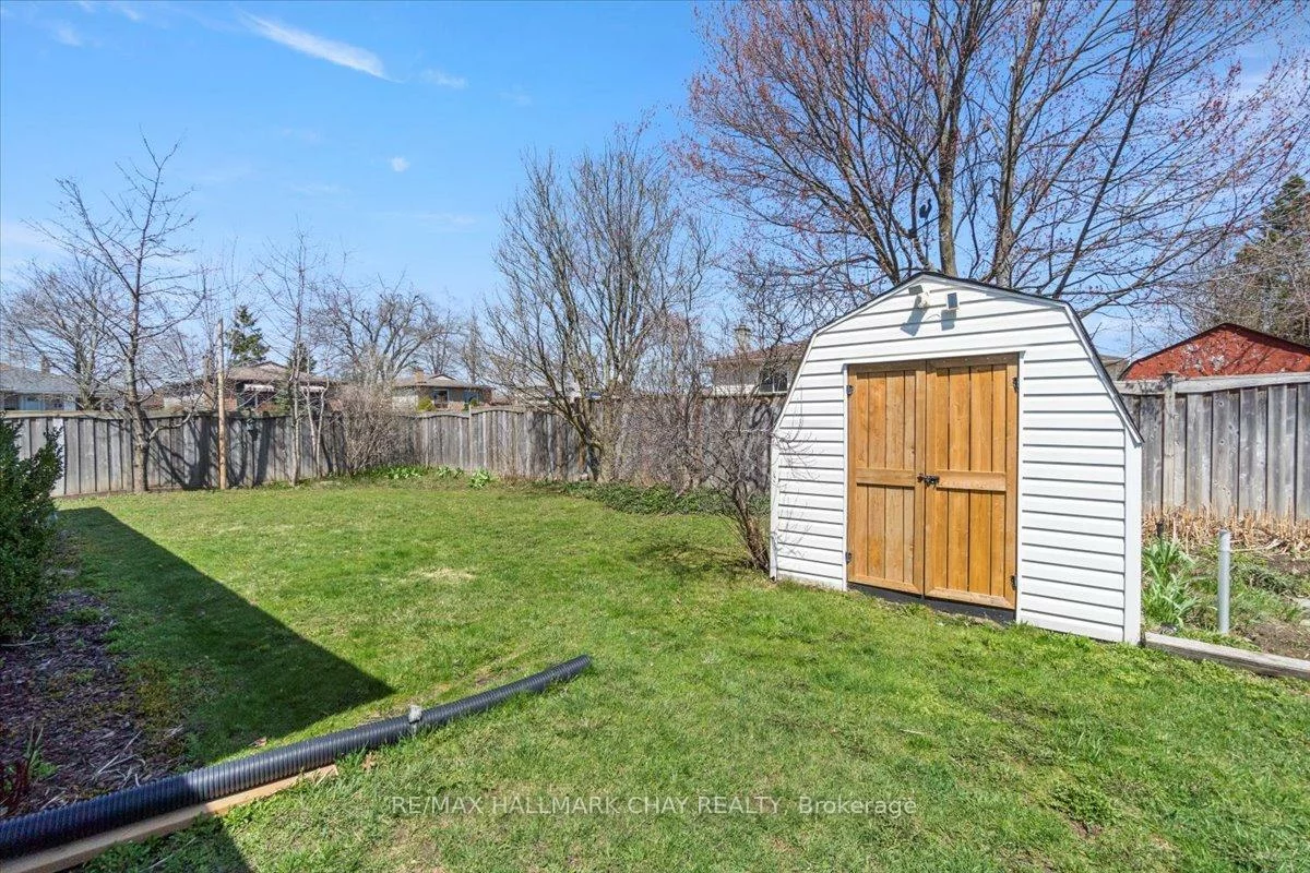 13, Ford, West Bayfield, Barrie