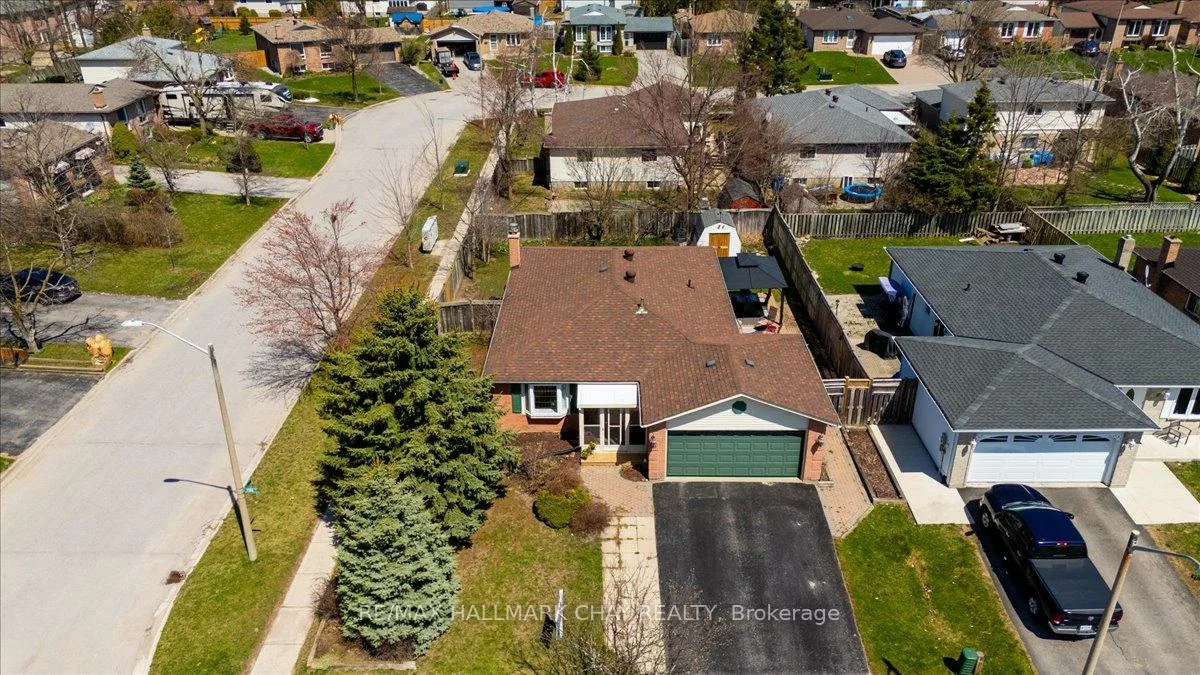 13, Ford, West Bayfield, Barrie