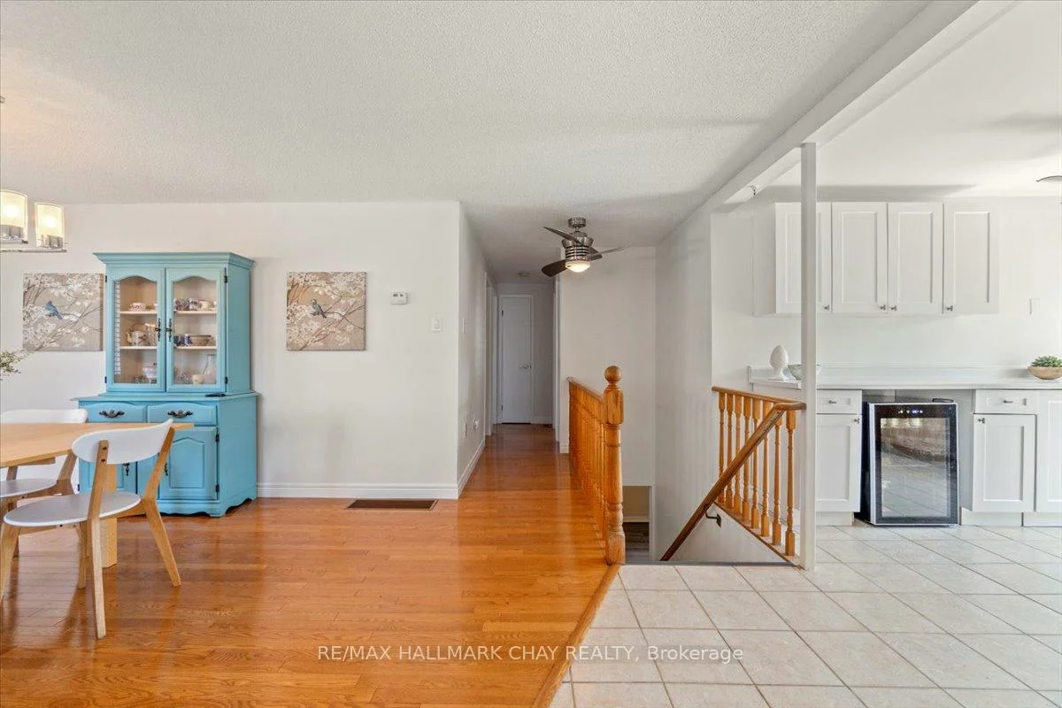 13, Ford, West Bayfield, Barrie