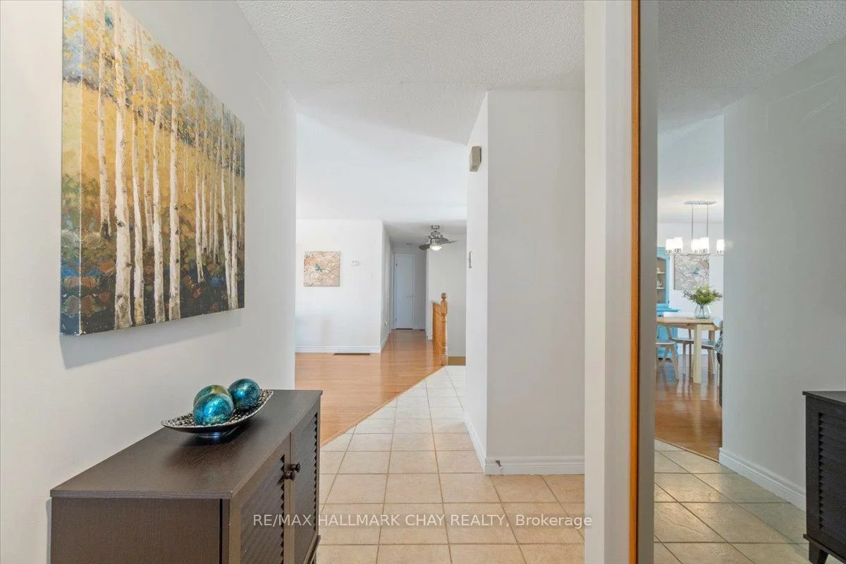 13, Ford, West Bayfield, Barrie