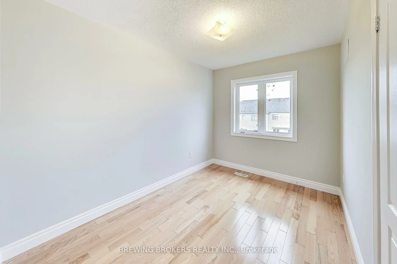 33, Pearcey, West Bayfield, Barrie