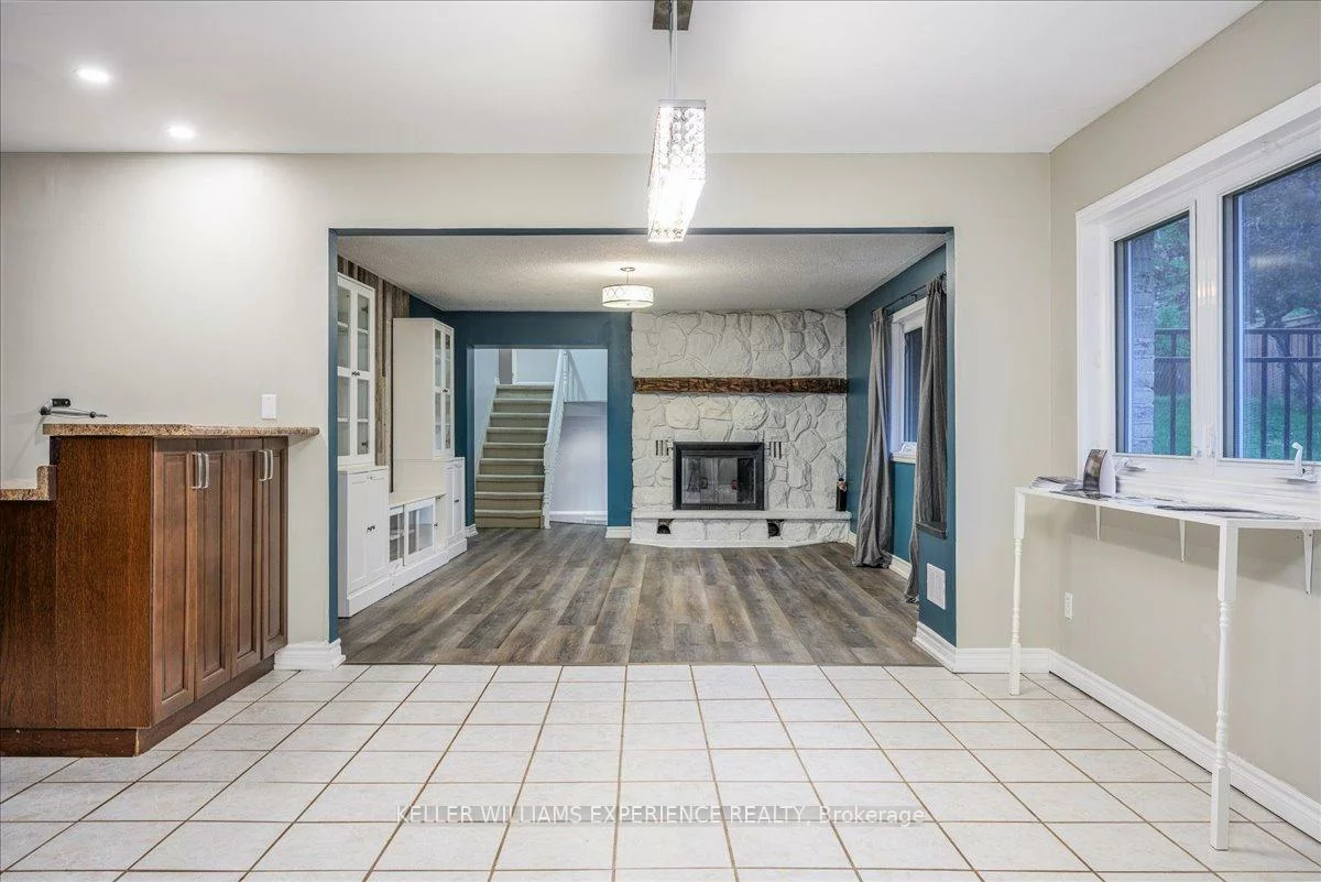 211, Foster, Painswick North, Barrie