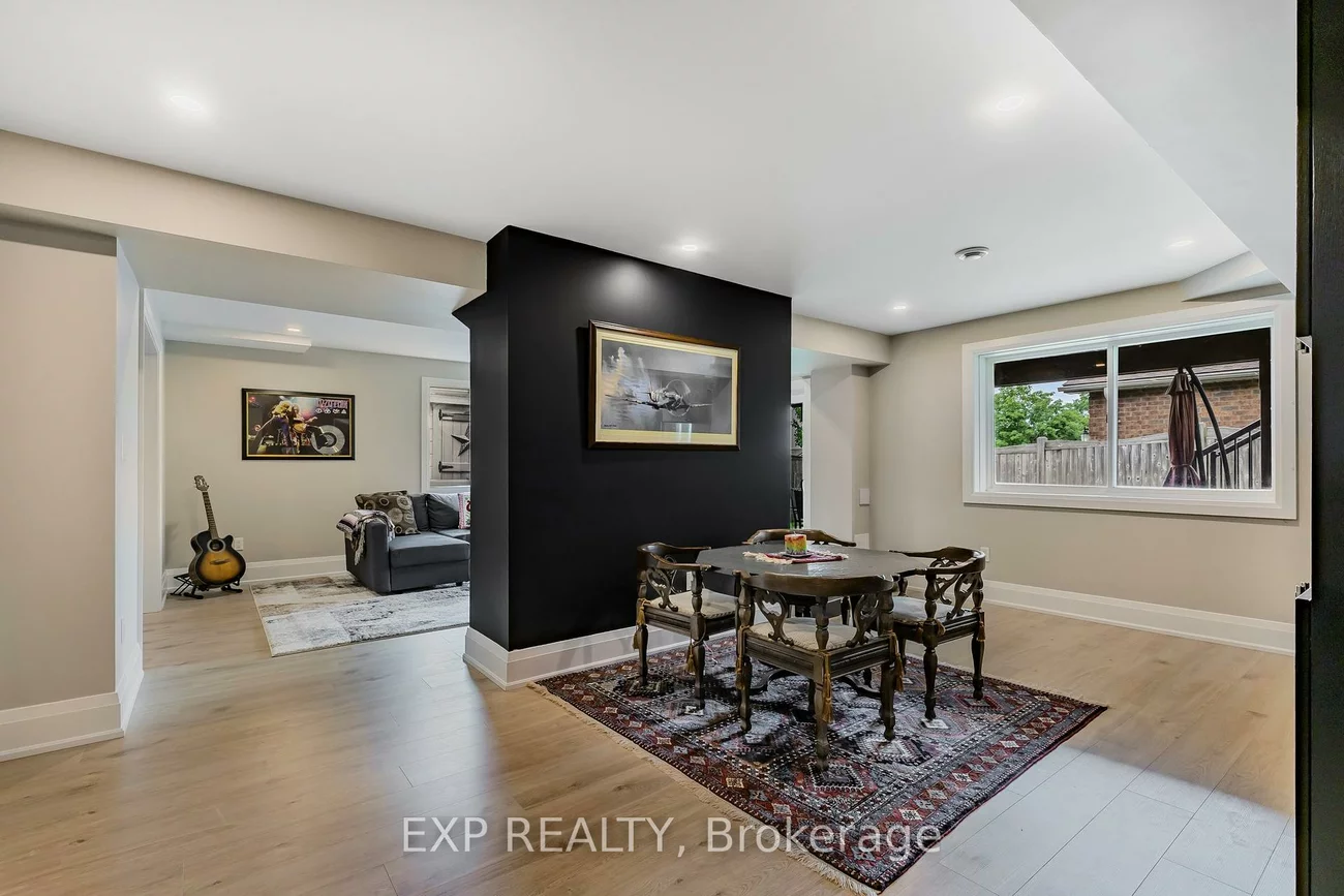 9, Pacific, Little Lake, Barrie