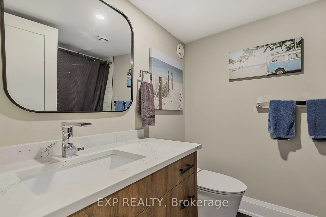 9, Pacific, Little Lake, Barrie