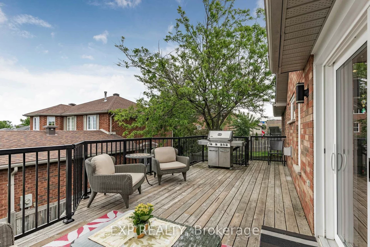 9, Pacific, Little Lake, Barrie