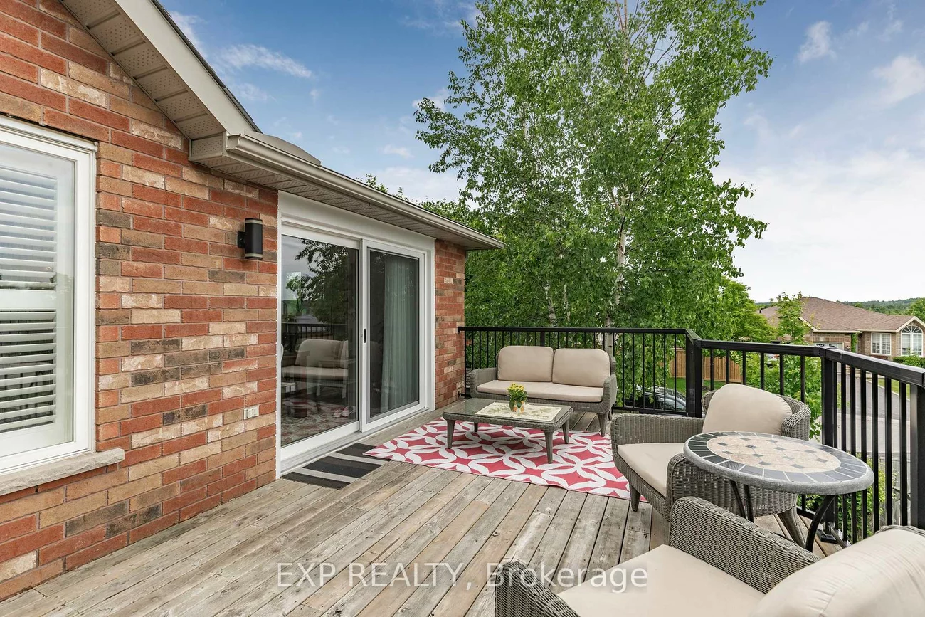 9, Pacific, Little Lake, Barrie