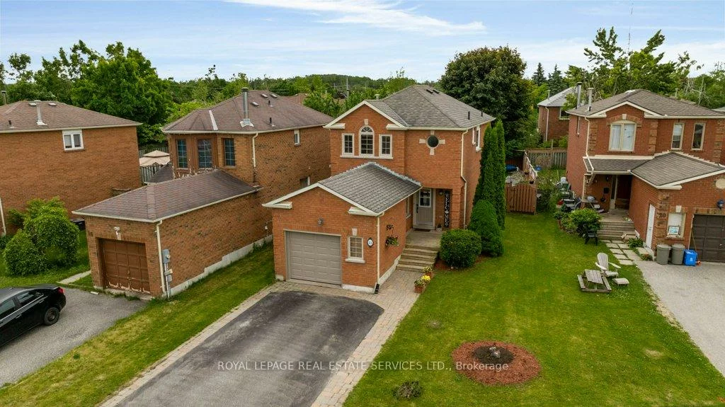 18, Weatherup, West Bayfield, Barrie