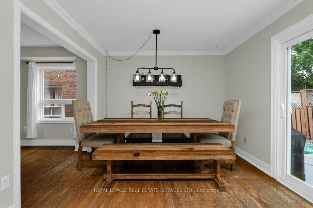 18, Weatherup, West Bayfield, Barrie