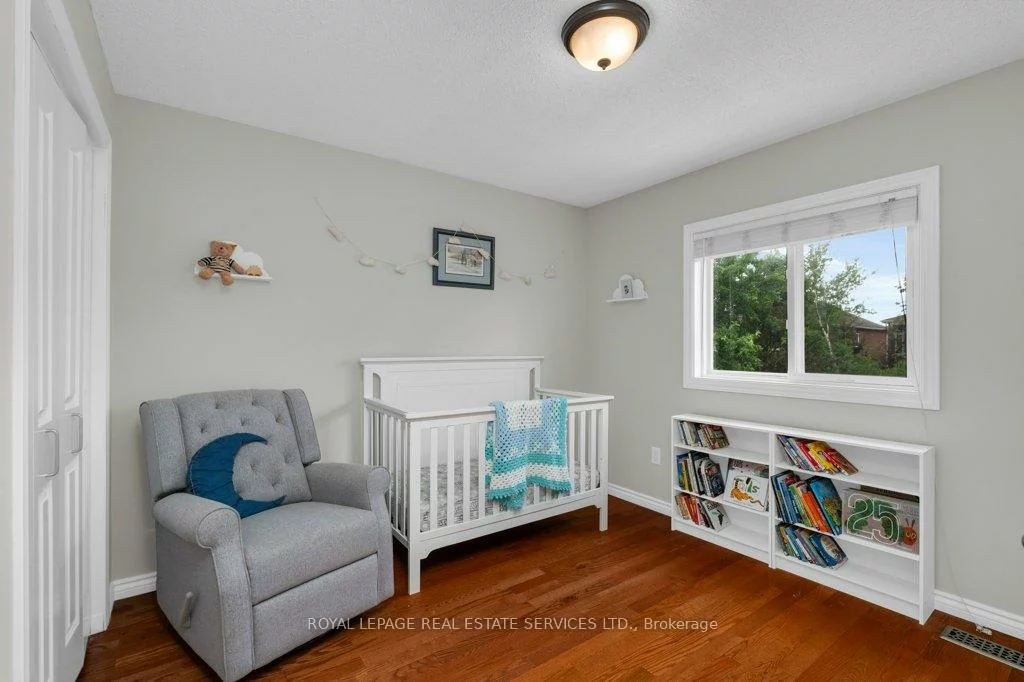 18, Weatherup, West Bayfield, Barrie