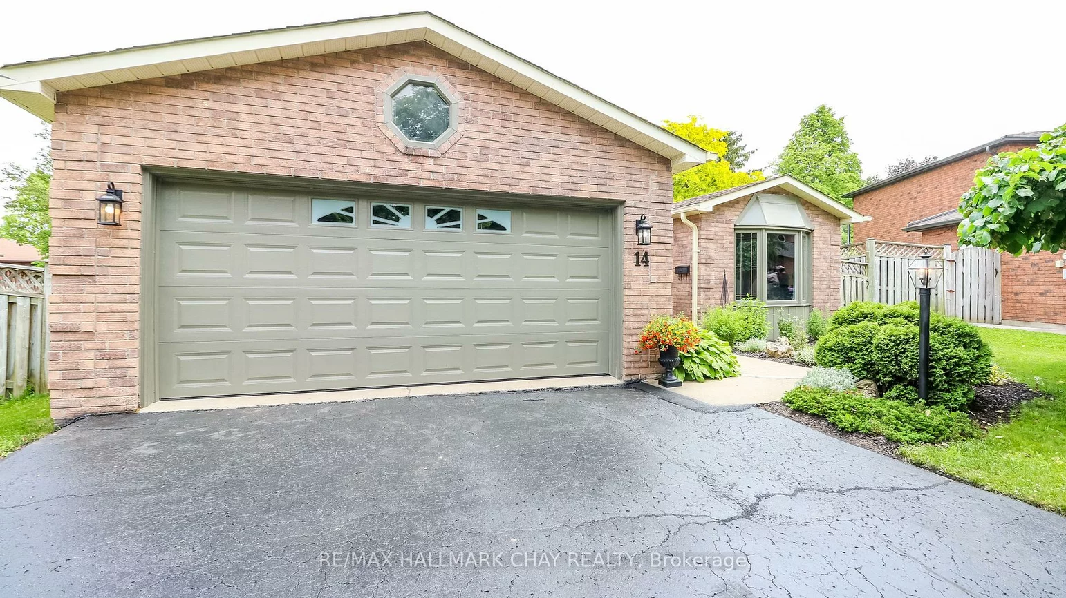 14, Autumn, Allandale Heights, Barrie