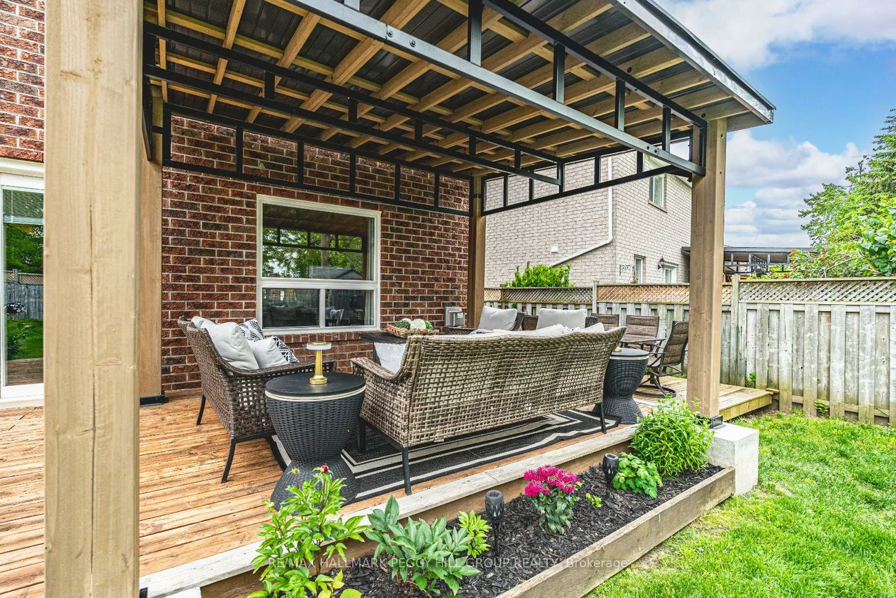 70, Girdwood, Holly, Barrie