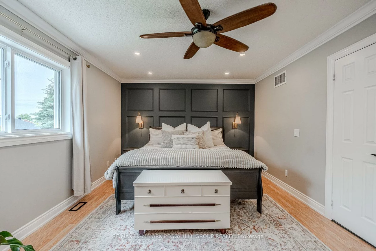 70, Girdwood, Holly, Barrie