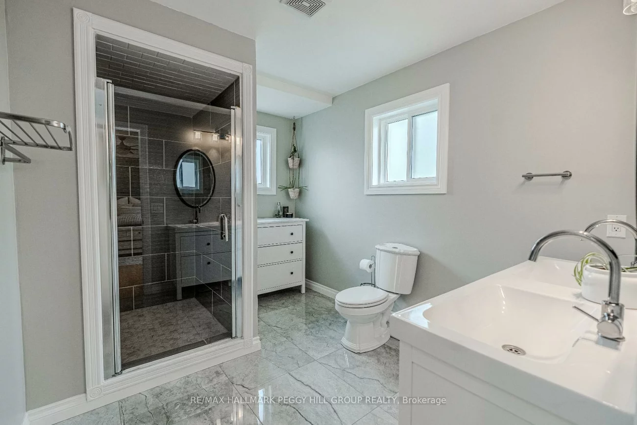 70, Girdwood, Holly, Barrie