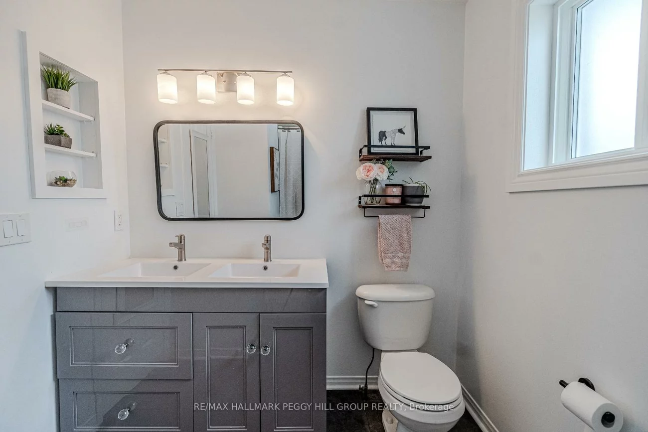 70, Girdwood, Holly, Barrie