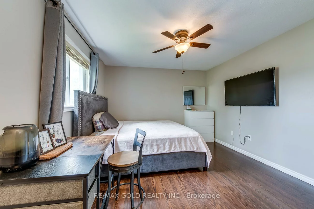 75, Campbell, Allandale, Barrie