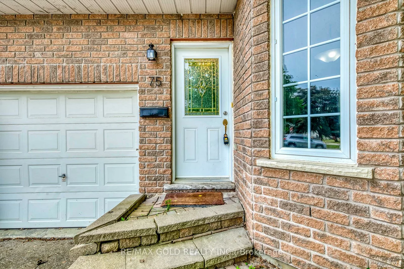 75, Campbell, Allandale, Barrie