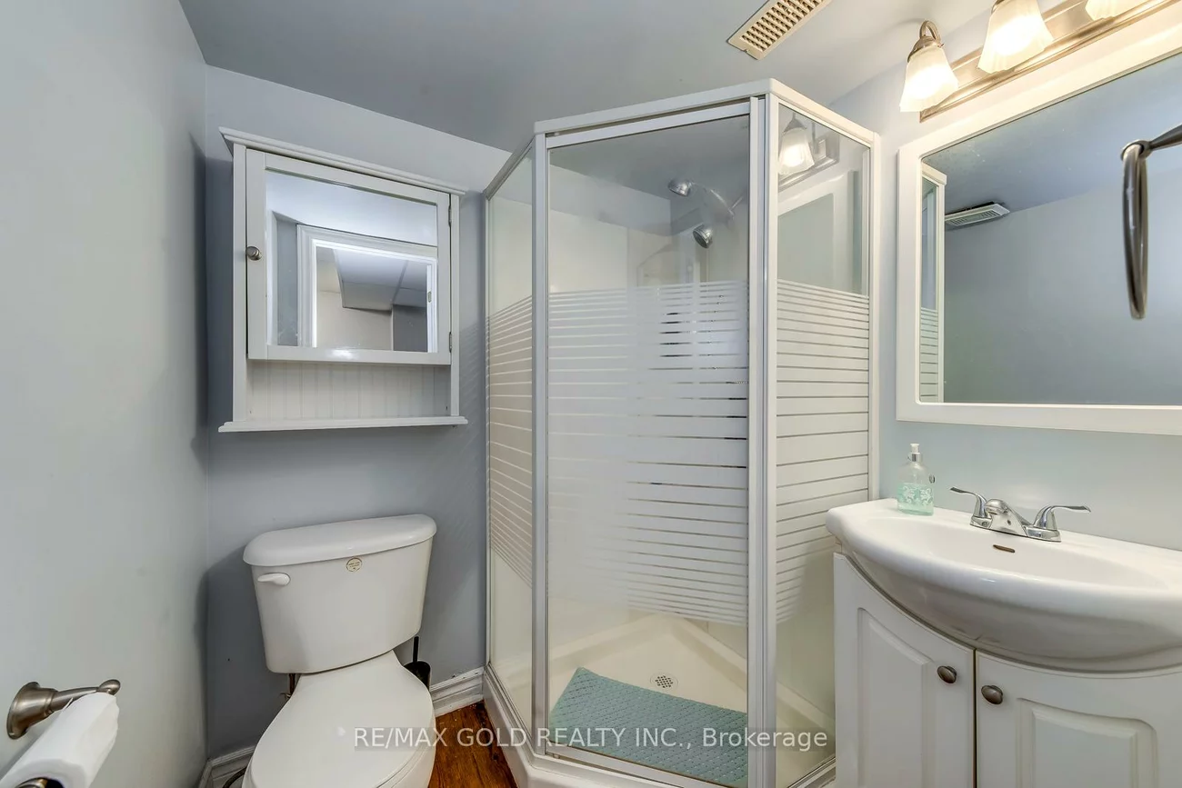 75, Campbell, Allandale, Barrie